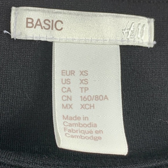 H & M Basic Long Sleeve Dress with Low Pockets Size XS, Black - Picture 4 of 8